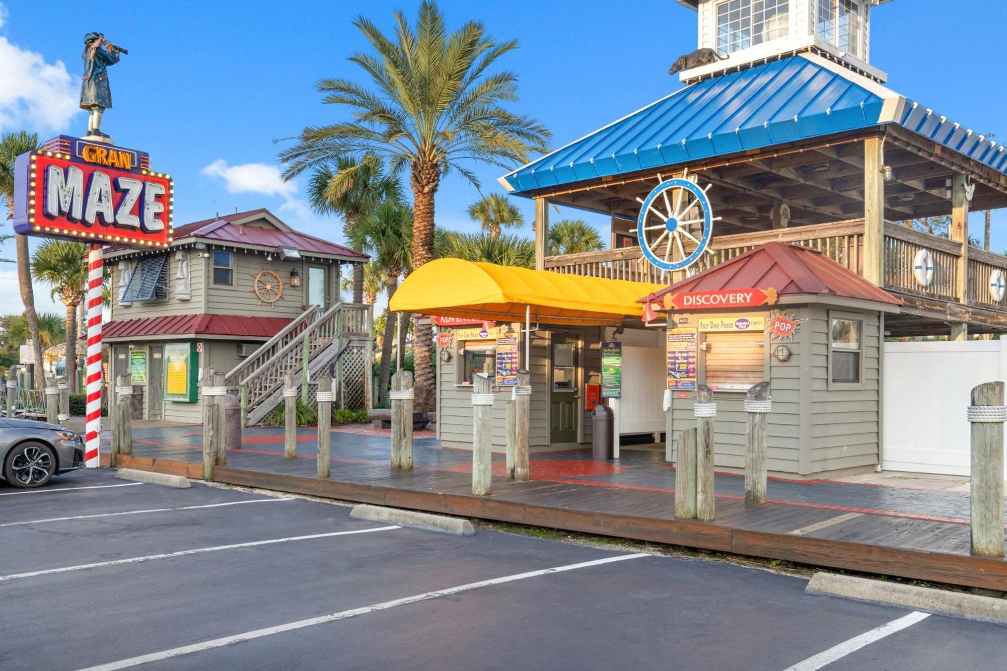 Luxury Gulf Front Property! Directly On The Beach! Sleeps 15! Panama City Beach Eksteriør bilde
