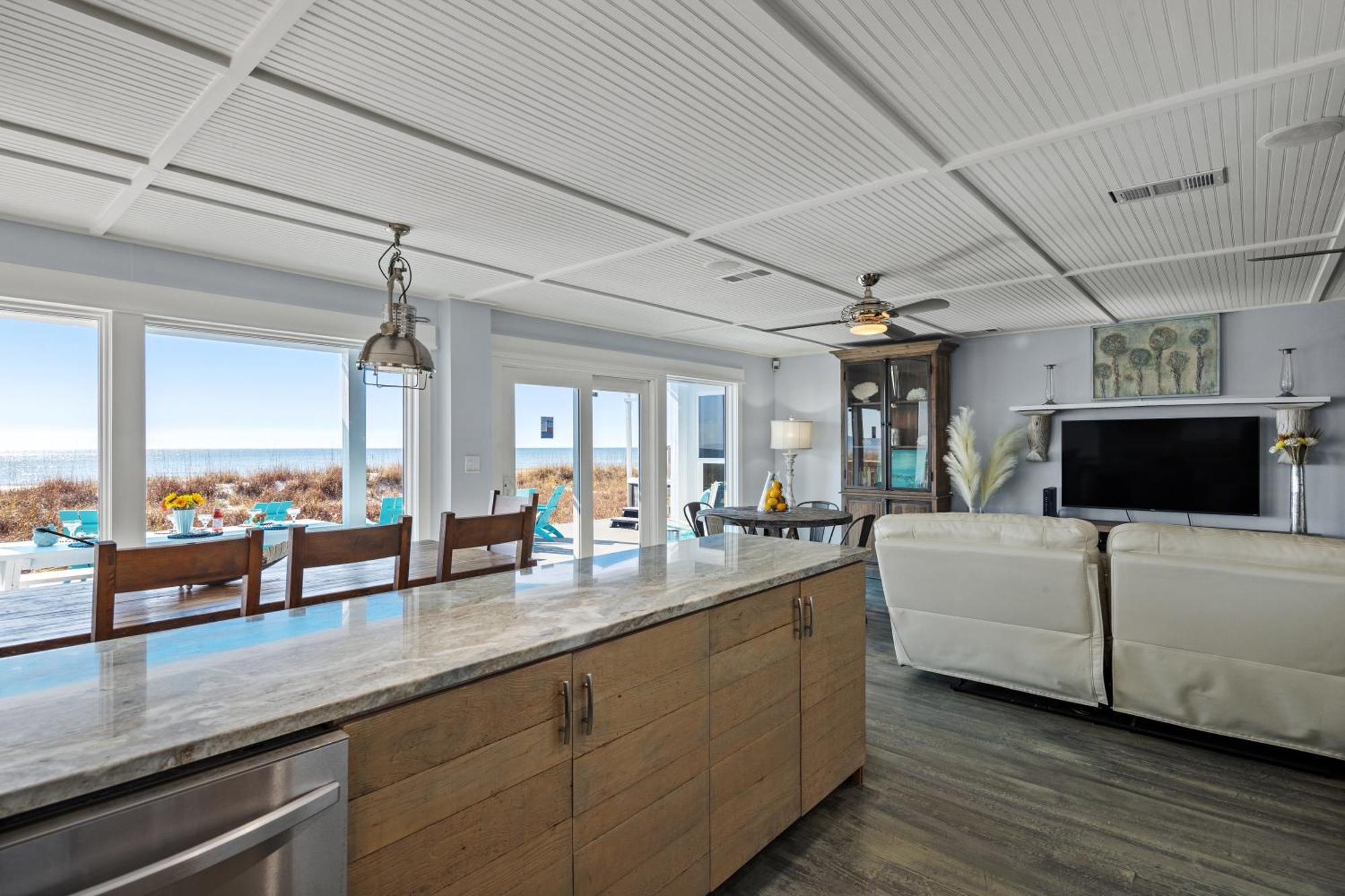 Luxury Gulf Front Property! Directly On The Beach! Sleeps 15! Panama City Beach Eksteriør bilde
